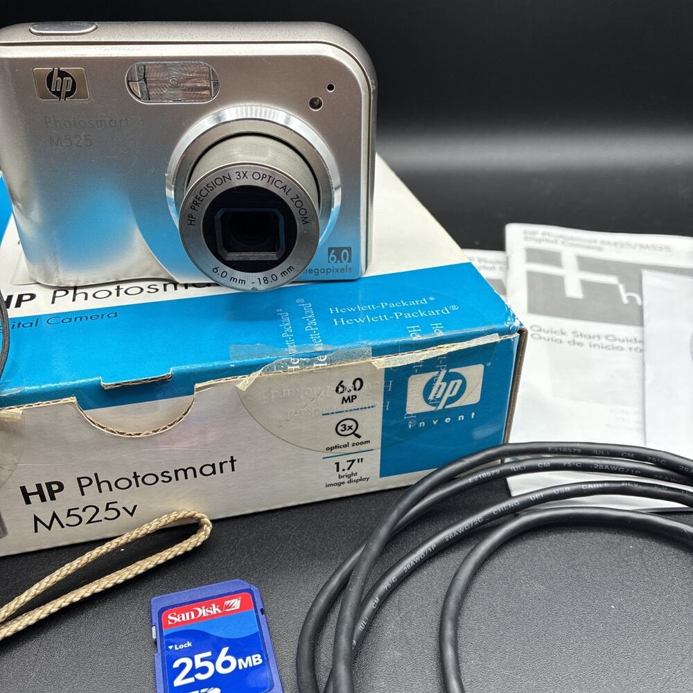 Vintage HP Photosmart M525 Digicam Silver 6.0 MP Digital Camera Retro 2006 Works